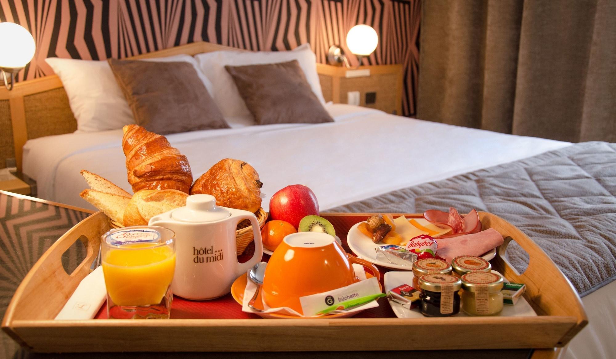 Logis Hotel Du Midi - Saint Etienne Sud מראה חיצוני תמונה