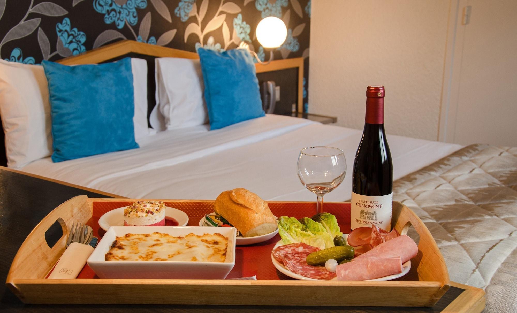 Logis Hotel Du Midi - Saint Etienne Sud מראה חיצוני תמונה