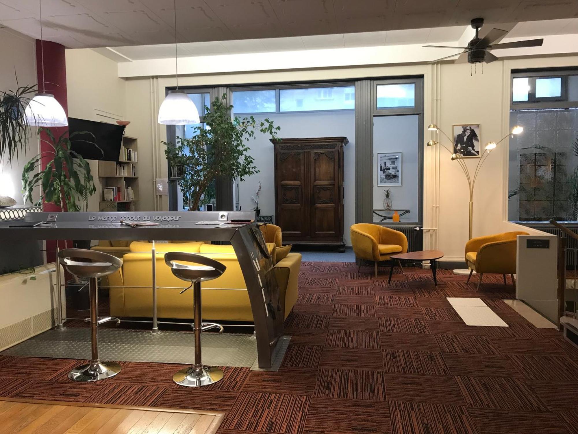 Logis Hotel Du Midi - Saint Etienne Sud מראה חיצוני תמונה